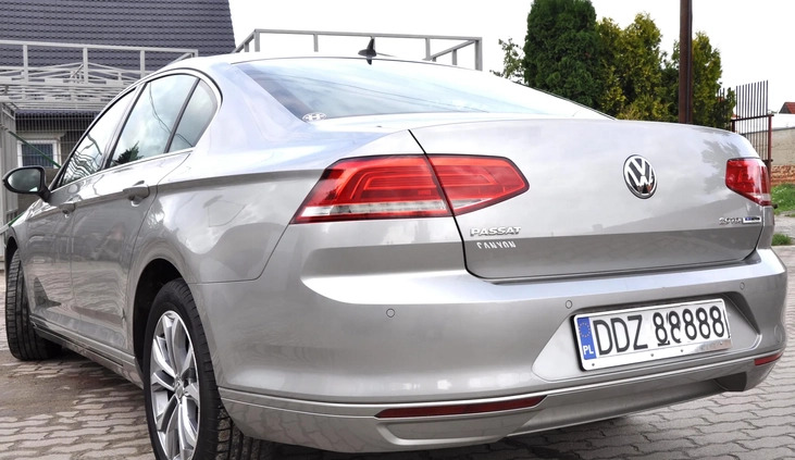 Volkswagen Passat cena 74500 przebieg: 110000, rok produkcji 2016 z Bielawa małe 154